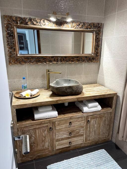 פאפיט City Lodge Appartment מראה חיצוני תמונה