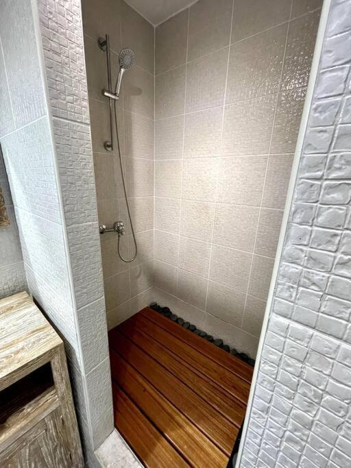 פאפיט City Lodge Appartment מראה חיצוני תמונה
